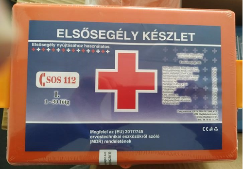 FALRA SZERELHETŐ MENTŐLÁDA I. 30 FŐIG